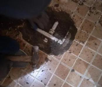 西宁卫生间漏水维修公司为您分享下卫生间渗水如何处理及注意事项